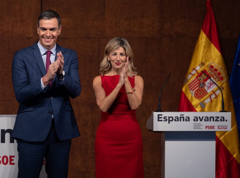 El acuerdo PSOE-Sumar incluye un Plan contra el calor para climatizar colegios y residencias de mayores