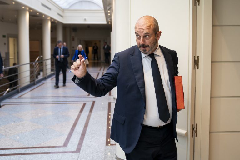 El BNG denuncia «partidismo» del presidente del Senado por reunirse con la embajadora de Israel y no con el de Palestina