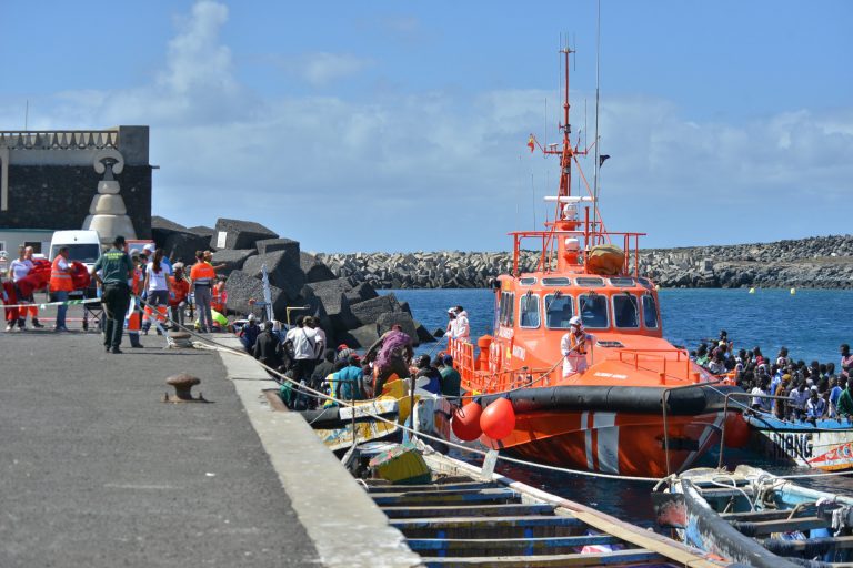 Galicia acogerá a unos 400 migrantes llegados a Canarias, de los que 350 se alojarán en Sanxenxo (Pontevedra)