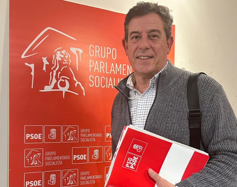 Besteiro cree que «Galicia gana mucho» con el principio de acuerdo PSOE-BNG, que contempla inversiones ferroviarias
