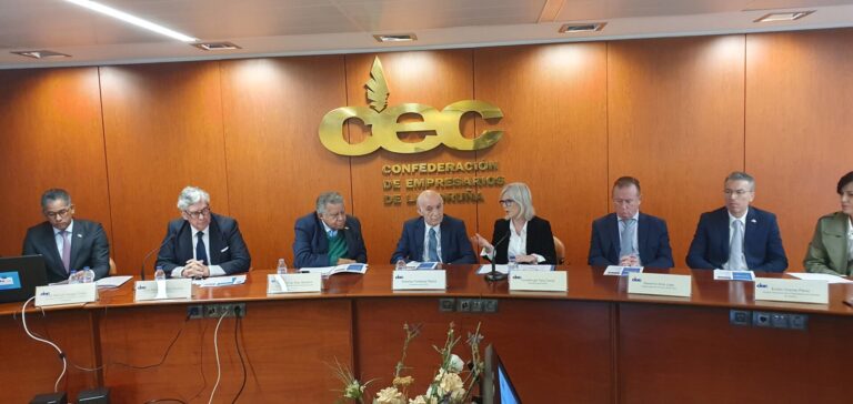 La Xunta evalúa con el tejido empresarial las nuevas oportunidades y vías de negocio del mercado de República Dominicana