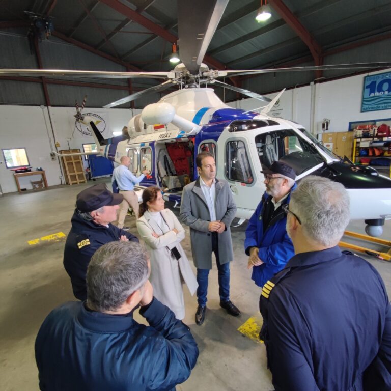 La Xunta sancionó con 233.000 euros a la empresa de helicópteros de Gardacostas y tiene pendiente otra multa por 274.000
