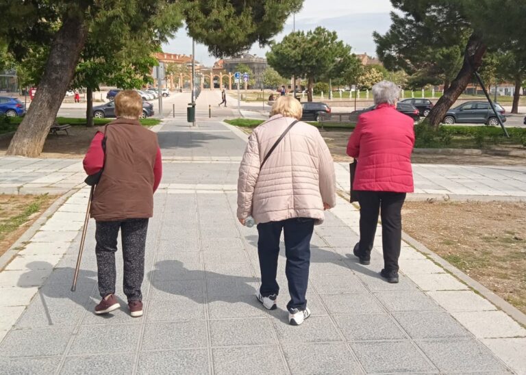 La Seguridad Social lanza una ‘app’ para que pensionistas residentes en el extranjero acrediten su vivencia