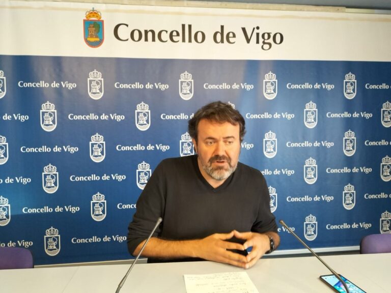 Rego sitúa de dos en el Ministerio de Juventud e Infancia al impulsor de Marea de Vigo y responsable Municipal de IU