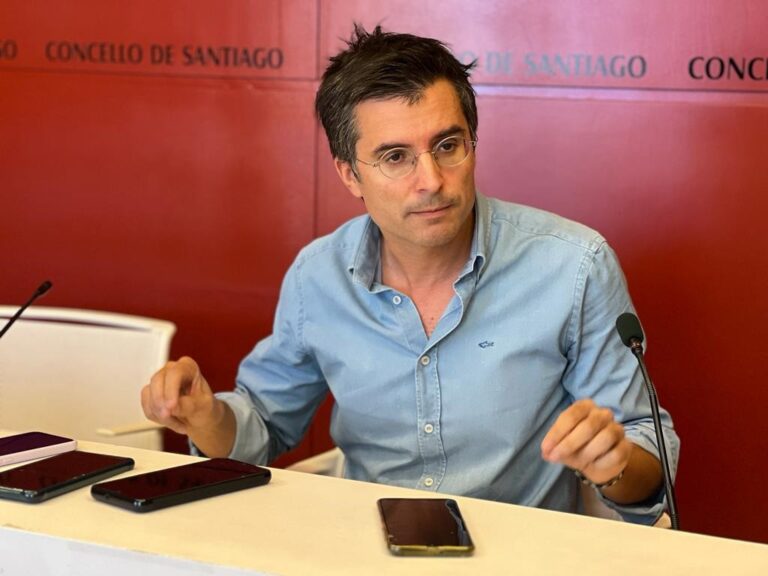 Borja Verea insiste en la propuesta del PP para el aparcamiento del Clínico y afea que el Ayuntamiento «solo diga no»
