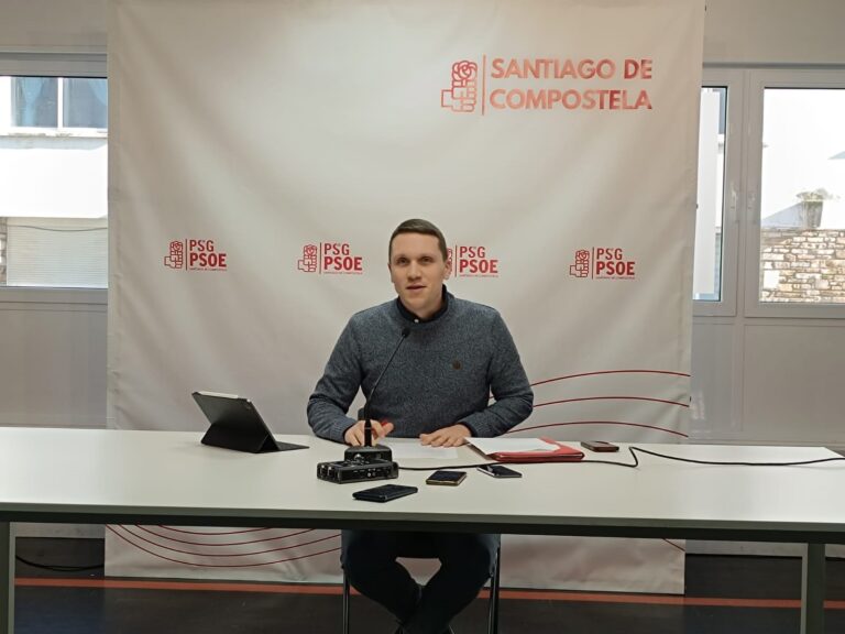 El PSOE local propone a la alcaldesa de Santiago un pacto para «poner fin a la alarma» en el sector hostelero