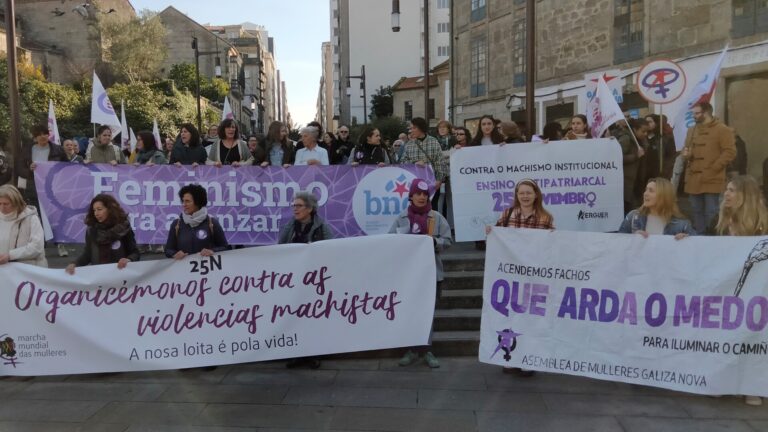 25N.- Concentraciones y actos institucionales arrancan en Galicia una jornada de reivindicación de color morado