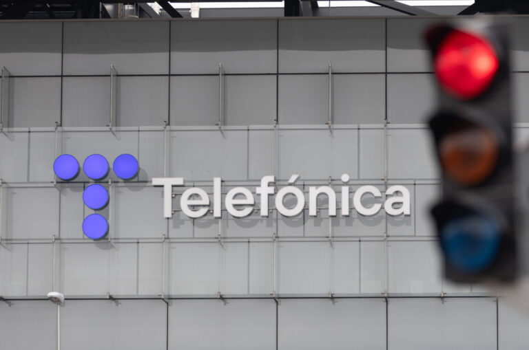 Telefónica propone un ERE para más de 5.100 empleados en sus tres principales filiales en España hasta 2026