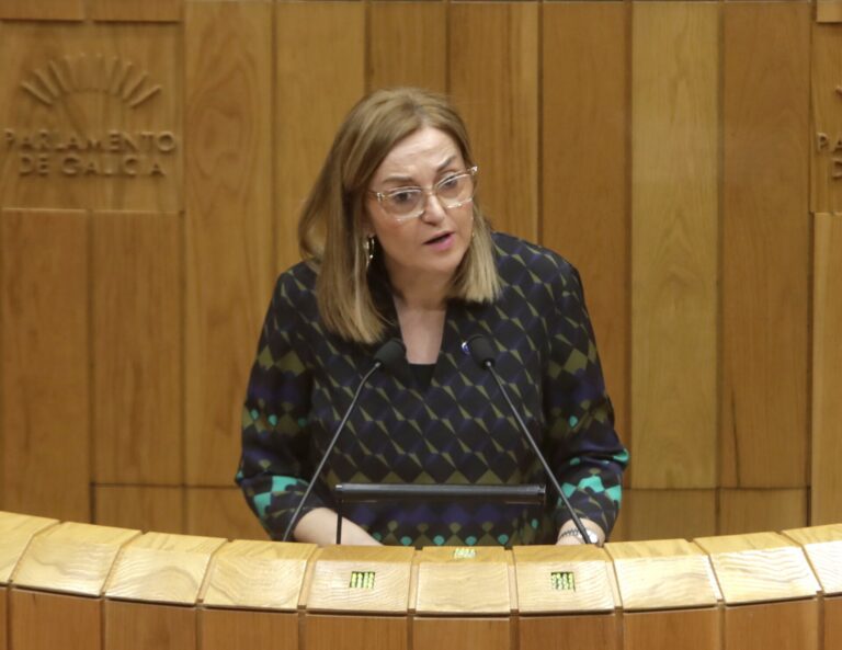 La Xunta reivindica una reducción del paro entre los jóvenes y el PSdeG le exige una estrategia de emancipación