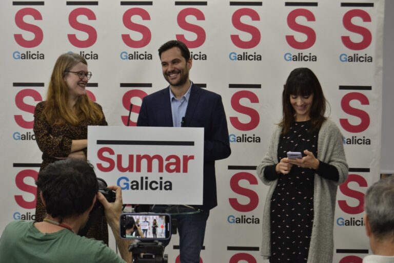 El portavoz de Sumar Galicia apela al «bien superior» de generar una alternativa al PP y rechaza el «ruido»