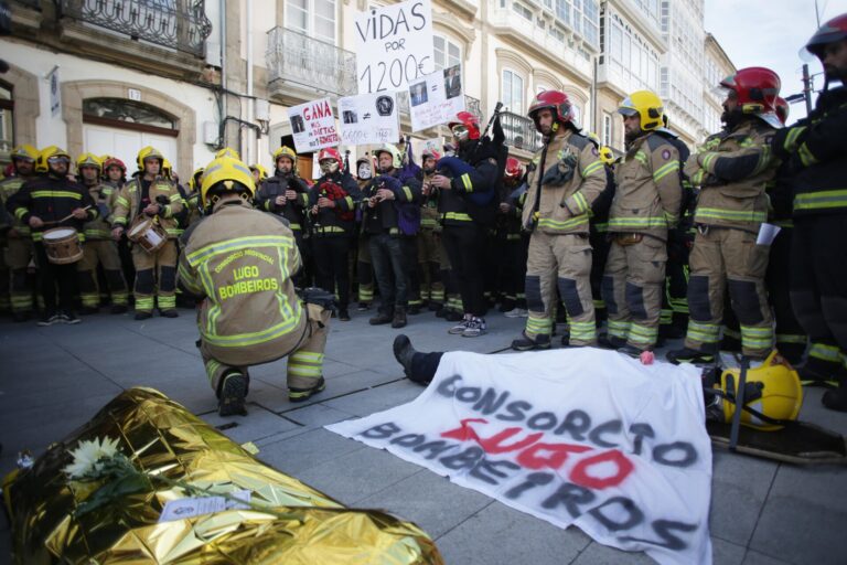 La Diputación de Lugo vuelve a denunciar incumplimiento de servicios mínimos de los bomberos de Viveiro y Vilalba