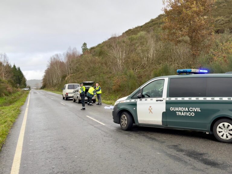 Fallece una mujer en Xinzo de Limia tras caer de un vehículo en marcha
