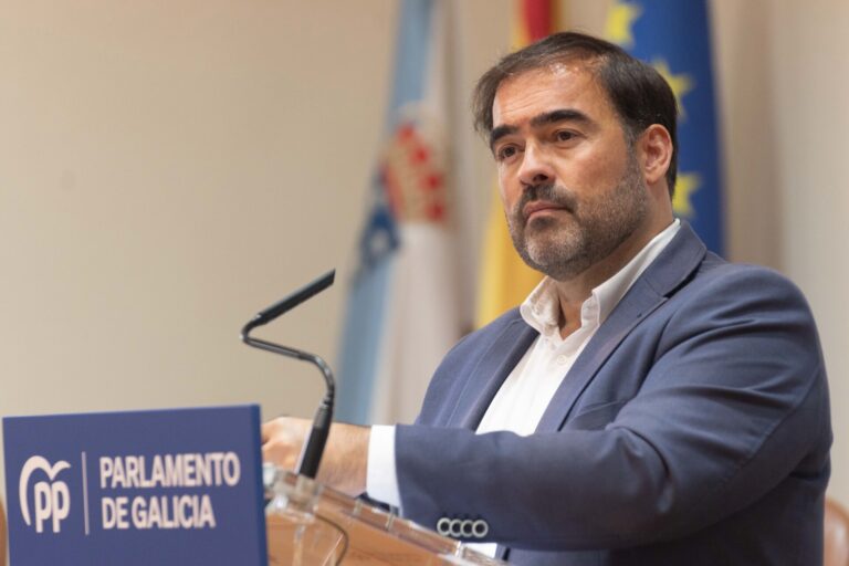 Pazos (PPdeG), sobre la fecha de las elecciones gallegas, insiste en que será Rueda el que tome la decisión