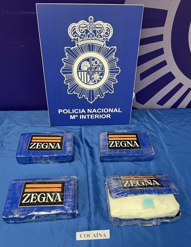 Un detenido y más de 4 kilos de cocaína intervenidos en un operativo de la Policía Nacional en Lugo