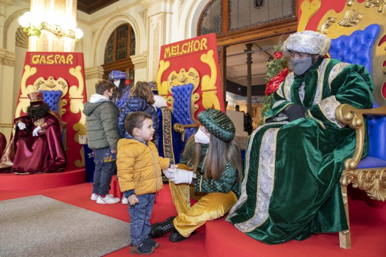 Más de 200 figurantes participarán en la Cabalgata de Reyes de A Coruña