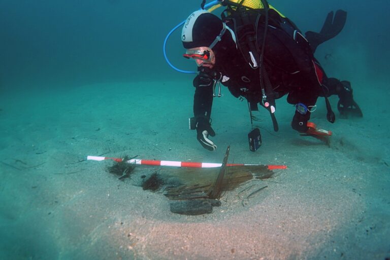 El ‘tesoro’ escondido bajo las aguas gallegas: más allá de los 90 pecios y los 600 yacimientos documentados