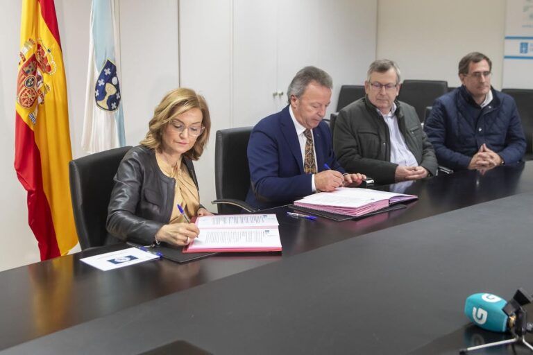 La Xunta y Fegataxi firman un acuerdo para el desplazamiento «seguro y confidencial» de víctimas de violencia de género