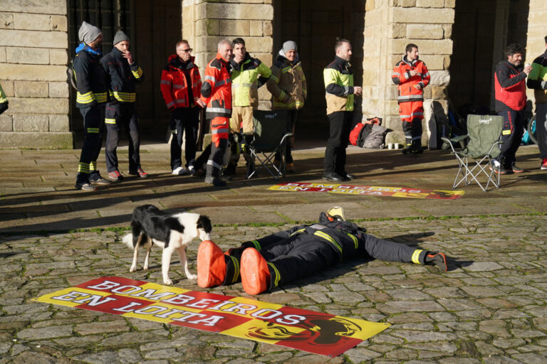 Nuevo encuentro este miércoles entre sindicatos y administraciones sobre el conflicto de los bomberos comarcales