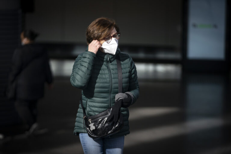 El Sergas registra una ligera mejora: los ingresados por gripe se reducen mientras las urgencias se mantienen