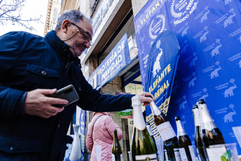 El 0 es la terminación ‘favorita’ del primer premio del Sorteo Extraordinario de ‘El Niño’ y Madrid la más agraciada