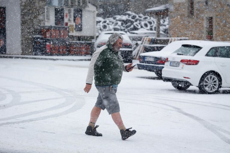Ocho CC.AA, en riesgo este domingo por nieve, viento, lluvia y oleaje y con temperaturas mínimas en descenso