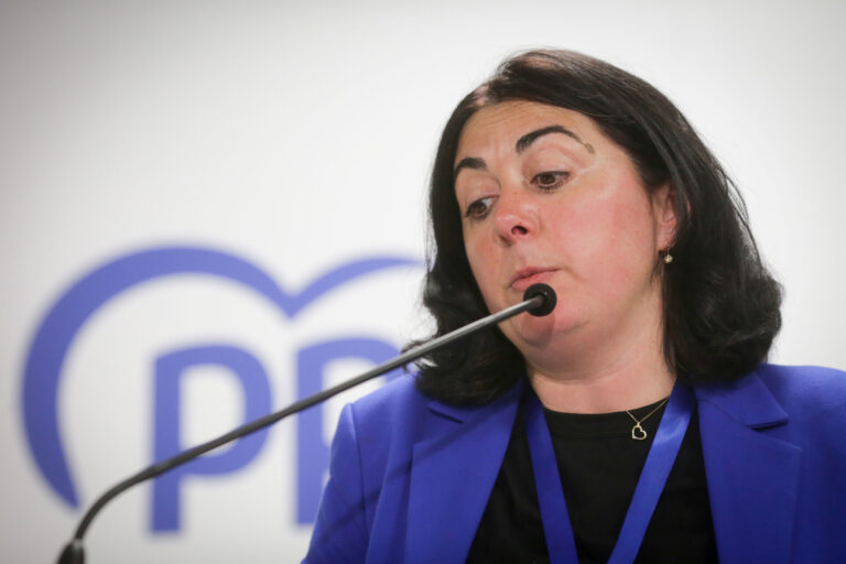 El PP acusa a la alcaldesa de Lugo de «anteponer sus metas personales» y cree que el gobierno «está en descomposición»
