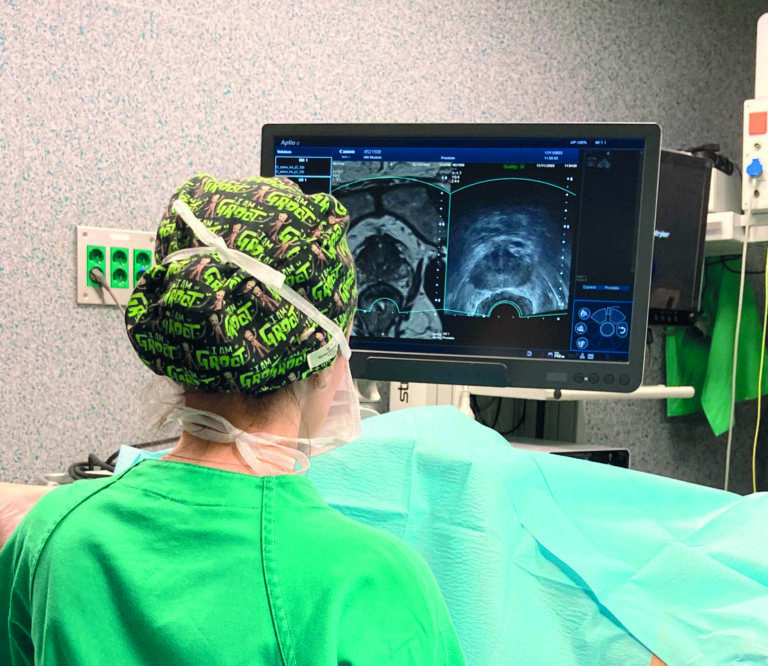 El Hospital HM Modelo logra duplicar la capacidad diagnóstica de tumores de próstata con la técnica de biopsia de fusión