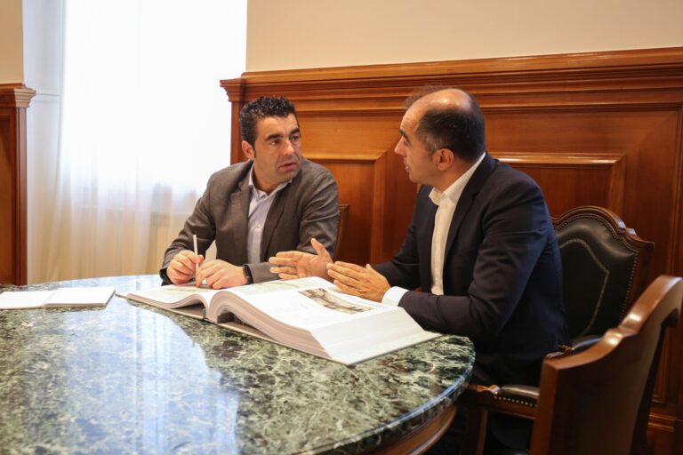 Diputación y Ayuntamiento de Poio avanzan en el impulso de proyectos conjuntos como la carretera entre A Granxa y Seara