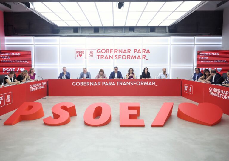 El PSOE acometerá cambios «quirúrgicos» en la Ejecutiva Federal, además de nombrar nueva portavoz