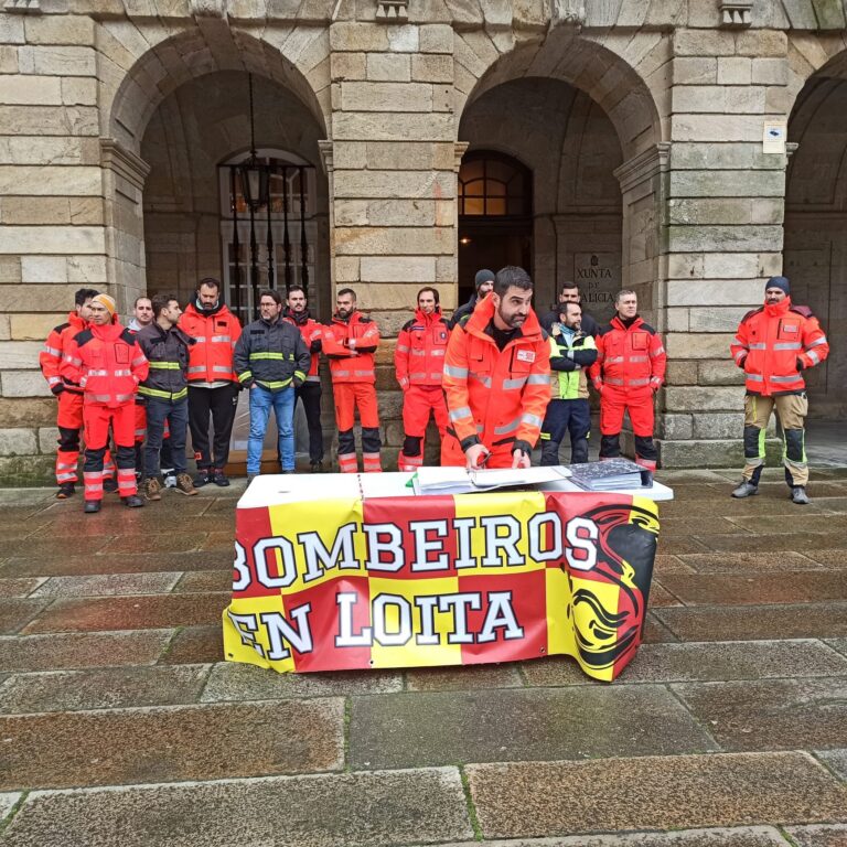 Bomberos comarcales desconvocan dos de las cinco manifestaciones programadas tras ser citados a una nueva reunión