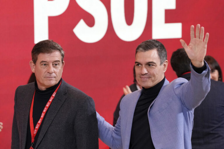 Besteiro celebra que el PSOE escoja Galicia para su convención, que servirá de «rearme ideológico» de la formación
