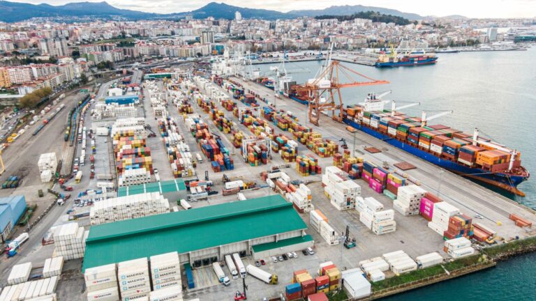 El Puerto de Vigo cerró 2023 con un aumento del 2,8 % en sus tráficos, alcanzando el récord de 4,8 millones de toneladas