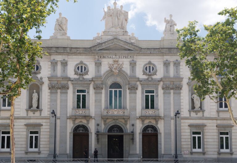 El TS absuelve a un abogado de Vigo que imputó prevaricación a un juez por estar amparado por la libertad de expresión