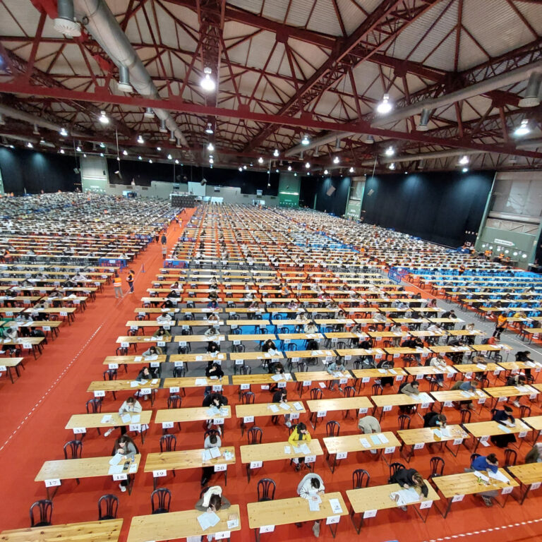 Las oposiciones del Sergas alcanzan un 85% de participación en el turno de mañana de este sábado