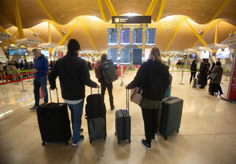 La CNMC aprueba de manera definitiva la subida de las tasas aeroportuarias de Aena con una media del 4,09%