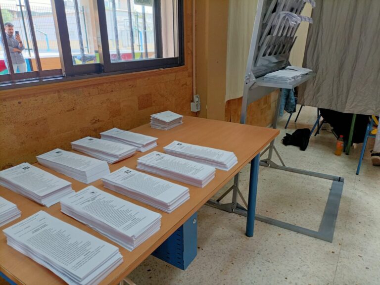 18F.- El CIS presenta este lunes su barómetro de febrero, último día de publicación de encuestas en Galicia