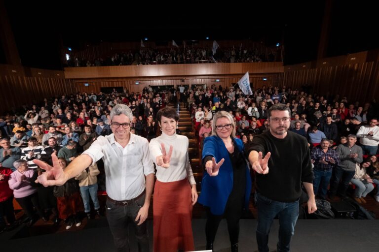 18F.- Pontón llena el Auditorio de Ferrol y pide unir el voto «que quiere cambio»: «Hay que apostarlo todo al BNG»