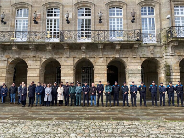 Galicia se suma a los minutos de silencio convocados por la FEMP por los guardias civiles fallecidos en Barbate (Cádiz)