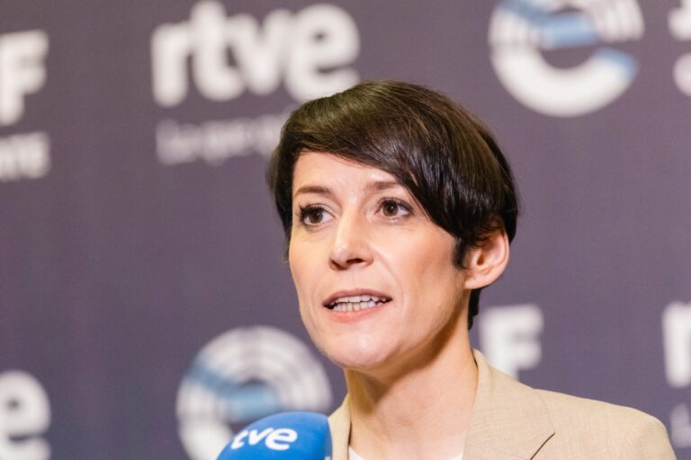 Debate 18F.- Pontón ve a Feijóo «muy enfadado» porque pensó que las gallegas iban a ser «su premio de consolación»