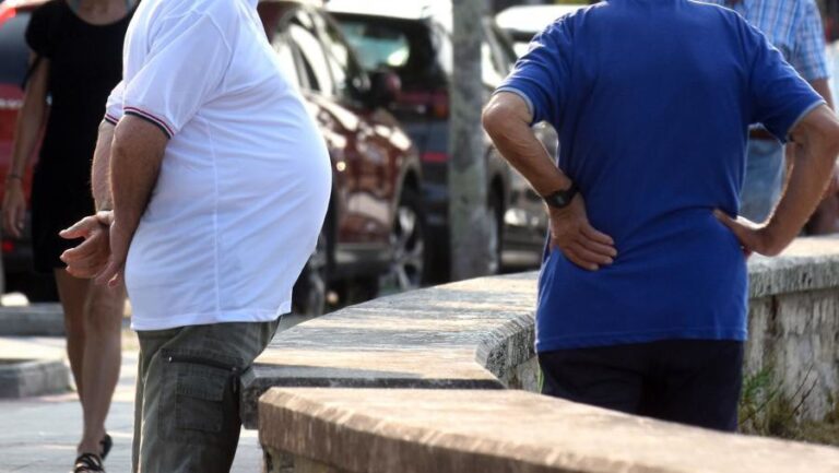 Un estudio de la USC señala que la prevalencia de la obesidad en los mayores de 15 años se duplicó entre 1987 y 2020