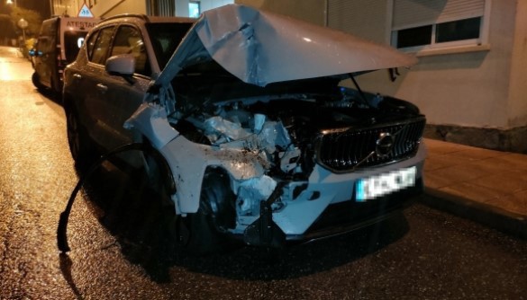 Interceptado en Vigo un conductor que se dio a la fuga tras causar un accidente al duplicar la tasa de alcohol permitida