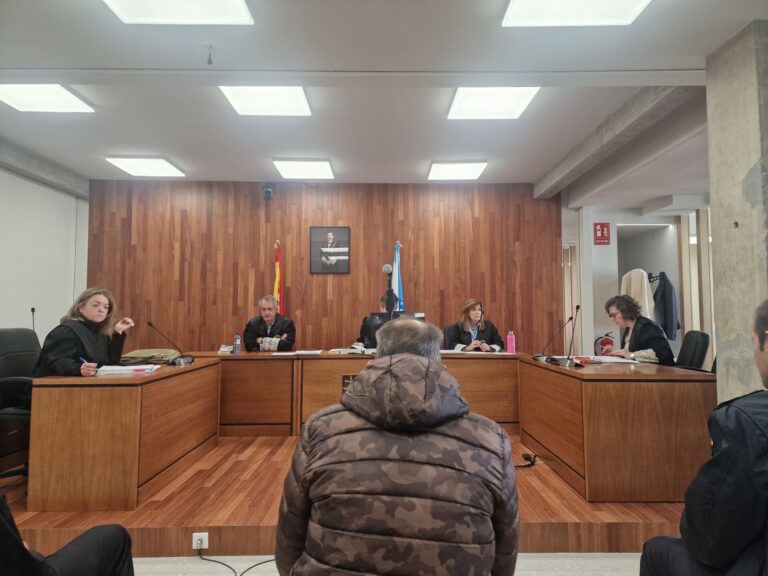 Un vigués acepta 2 años y 10 meses de cárcel por apuñalar a otro con un punzón