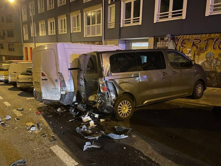 Interceptan a un conductor que se dio a la fuga en Culleredo (A Coruña) tras colisionar con tres coches