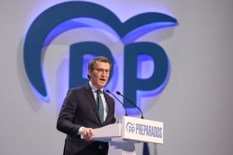 Feijóo cumple dos años al frente del PP con un poder territorial histórico pero con la decepción de no gobernar España