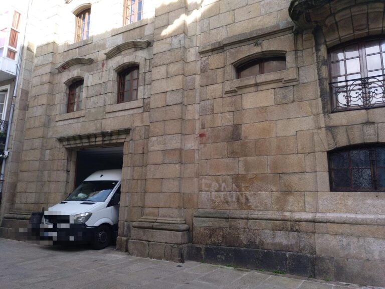El Ayuntamiento de A Coruña inicia el proceso para recuperar la Casa Cornide, propiedad de los Franco