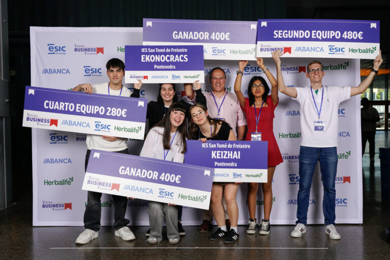 Estudiantes de Vigo y Monforte se alzan con tres premios de la competición educativa Young Business Talents