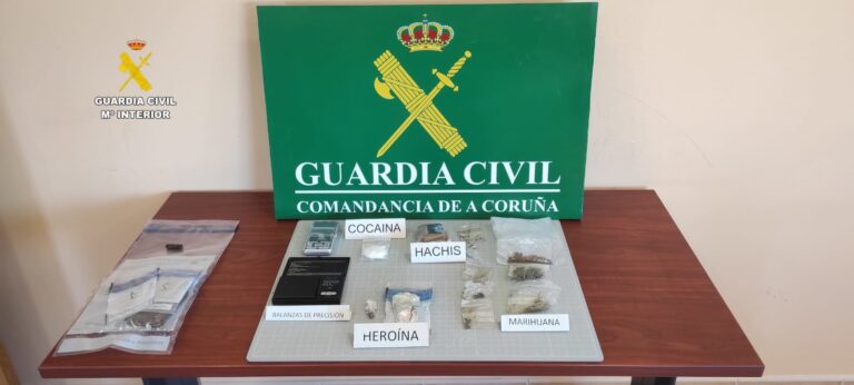 Detenidas cuatro personas por su presunta relación con la venta de droga por menudeo en la zona de O Barbanza