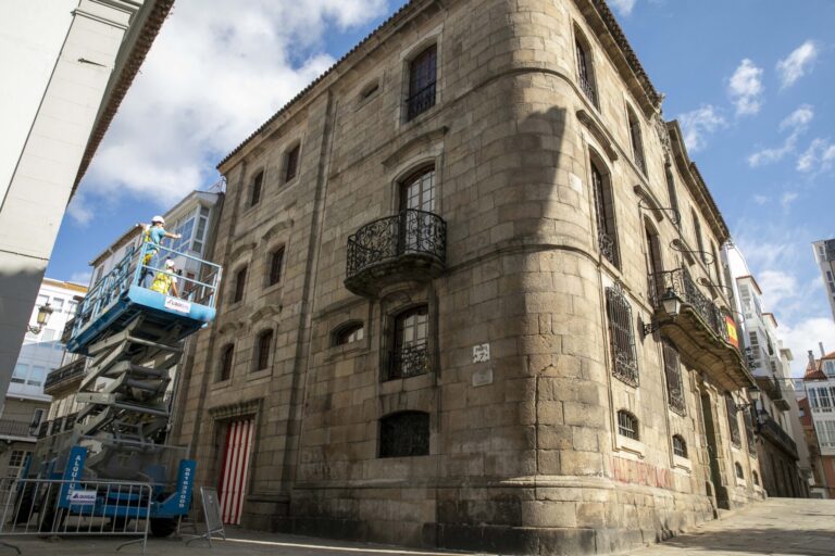 El Ayuntamiento de A Coruña llevará a pleno la reclamación de la titularidad de la Casa Cornide