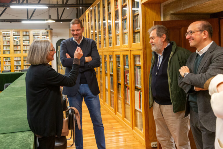José López reafirma el compromiso de la Xunta con el apoyo al Museo do Pobo Galego