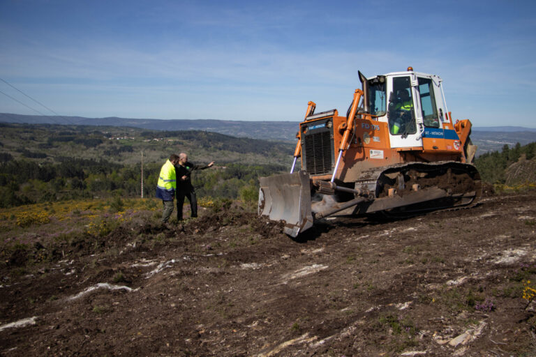 La Xunta completa trabajos preventivos en 50 kilómetros de pistas y 10 hectáreas cortafuegos en Terra de Lemos